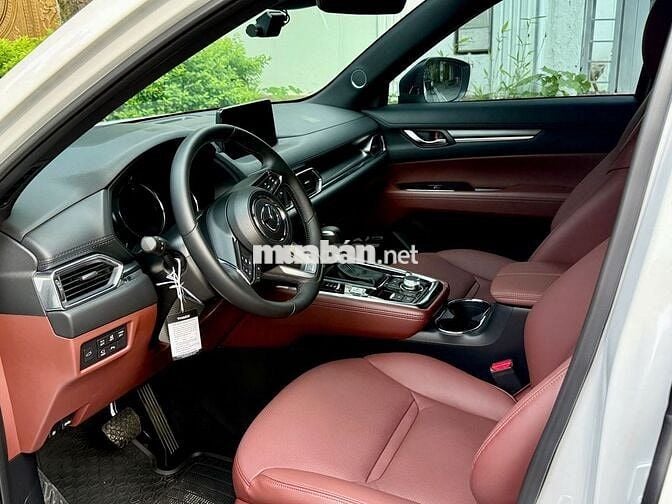 Mazda CX-8 2.5 Premium – 2025
