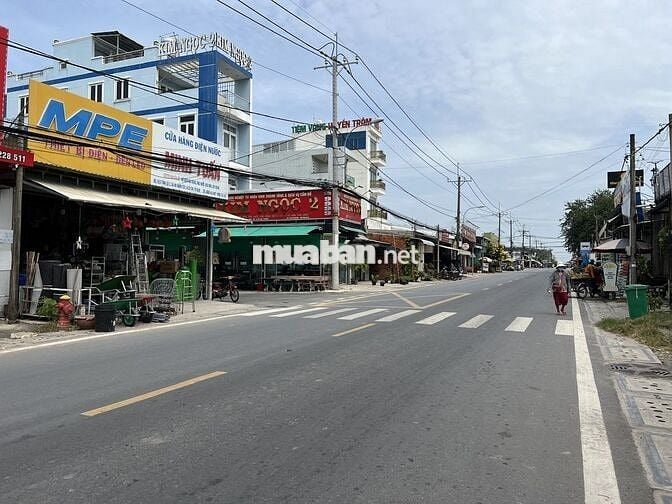 Tôi chính chủ cắt lỗ 300tr bán đất  thổ cư Mặt tiền lớn giá rẻ đầu tư
