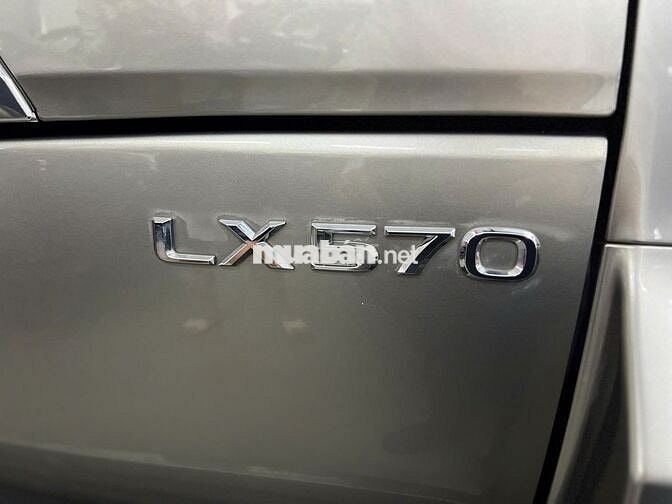 Lexus LX 2019 570 - 54243 km