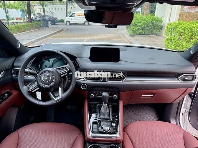Mazda CX-8 2.5 Premium – 2025