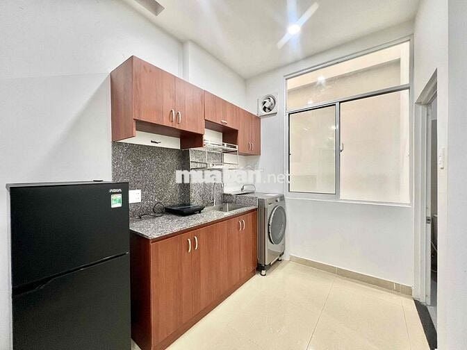 Cho Thuê Studio 30m2 Full NT Balcon Cửa Sổ Máy Giặt Riêng Ngay ĐH BK