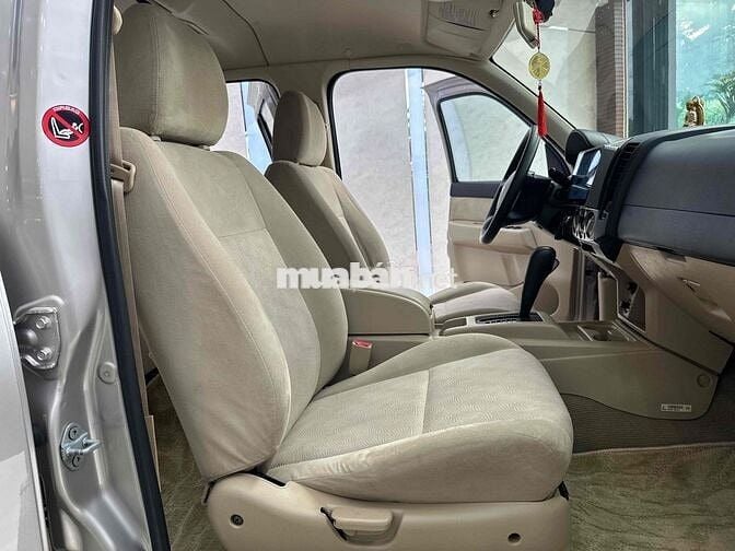 Ford Everest 2.5L 4x2 AT - 75.000km một đời chủ