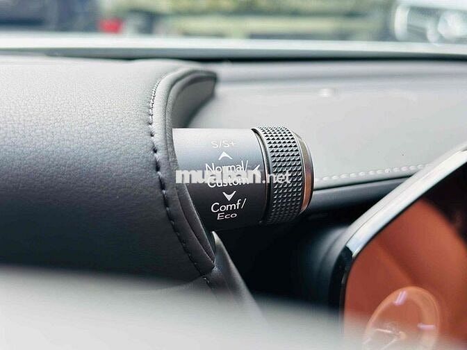 Lexus LS 500 odo mới 17.000km model 2024