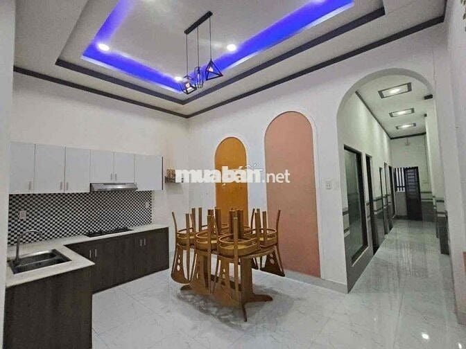 bán gấp nhà cô Ngọc 1T2L diện tích lớn đường Phạm Thế Hiển shr gần chợ