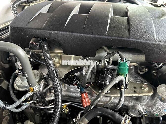 Ford Everest 2.5L 4x2 AT - 75.000km một đời chủ
