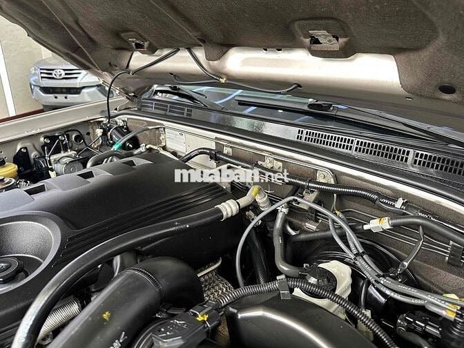 Ford Everest 2.5L 4x2 AT - 75.000km một đời chủ