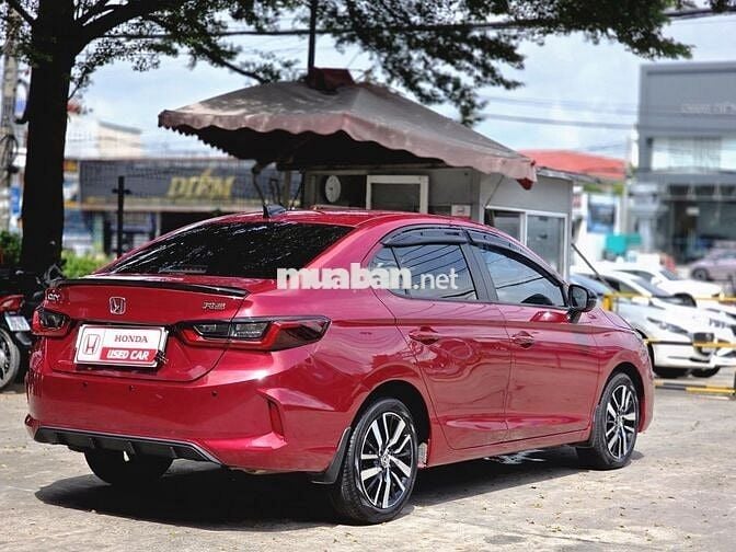 Honda City RS 2022 – Đỏ cá tính, mới 15.600 km