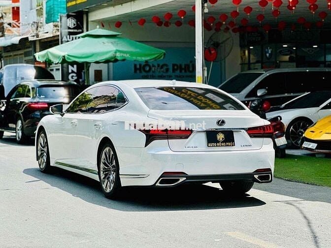 Lexus LS 500 odo mới 17.000km model 2024