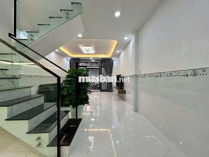 NHÀ 1 LẦU 3 PN, HẺM 1806 HUỲNH TẤN PHÁT NHÀ BÈ