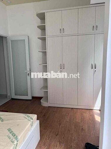 Nhà Q10 Bà Hạt-37M2-2pN-2WC - N thất đầy đủ- Giá thuê chỉ 12tr5/ thang