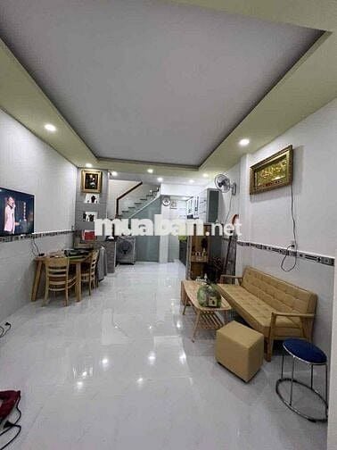 Nhà Q10 Bà Hạt-37M2-2pN-2WC - N thất đầy đủ- Giá thuê chỉ 12tr5/ thang