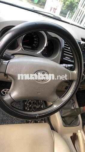 Toyota Fortuner 2009 2.5G - 200000 km