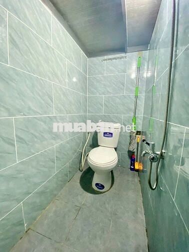 DUPLEX 25m2, MÁY LẠNH, TO BỰ. GÁC CAO KO ĐỤNG ĐẦU, NGAY CHỢ AN NHƠN.