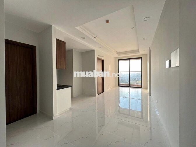 Sốc! Opal Skyline Căn 2PN giá bán 1,920 tỷ tặng nội thất, có ban công
