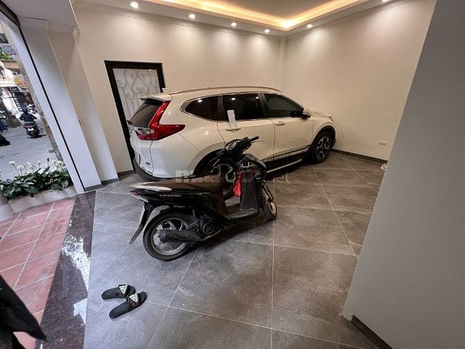 Chính chủ tên em, bán nhà 6 tầng mặt ngõ 50 Võng Thị, ô tô đỗ cửa