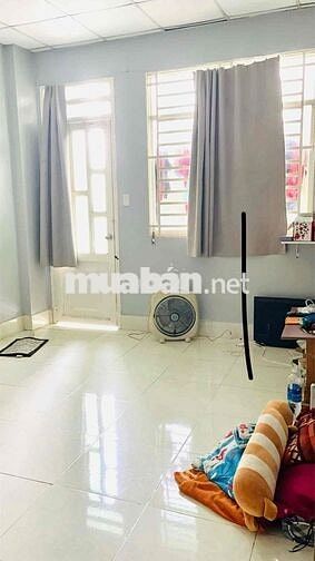 cho thuê nhà nguyên căn mặt tiền Lê Bôi P7Q8 giá 8tr