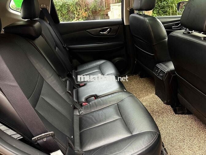 Nissan X trail 2017 2.5 SV 4WD Fulloption Giá tốt