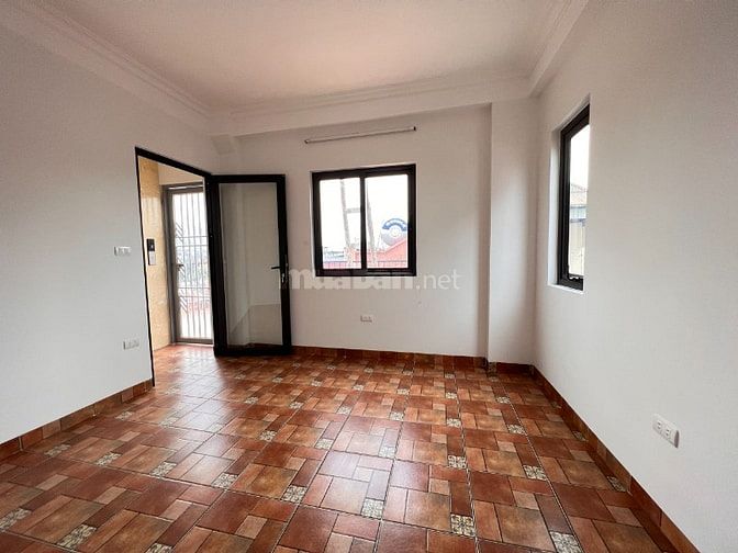 Chính chủ tên em, bán nhà 6 tầng mặt ngõ 50 Võng Thị, ô tô đỗ cửa