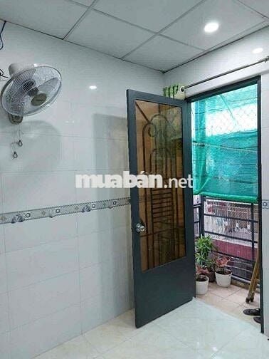 Nhà gần Cầu chữ Y vài bước ra chợ Rạch Ông