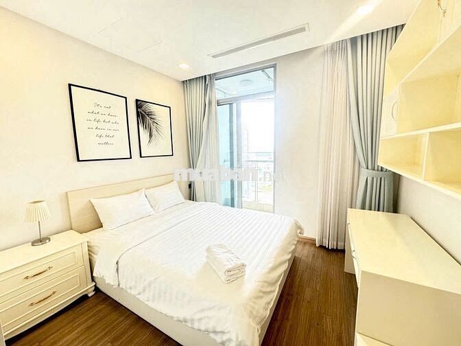 GIÁ SIÊU TỐT 16TR - CHO THUÊ 1PN VINHOMES CENTRAL PARK,VIEW SÔNG,ĐẸP