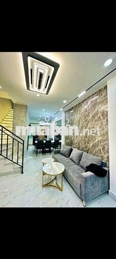 🌷Nhà đẹp , di chuyển qua Quận 1 chỉ 10 phút , xem ngay aloo em nha 😍
