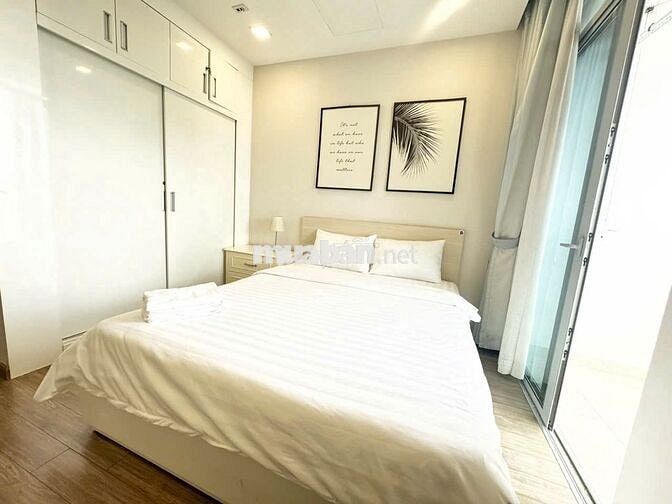 GIÁ SIÊU TỐT 16TR - CHO THUÊ 1PN VINHOMES CENTRAL PARK,VIEW SÔNG,ĐẸP