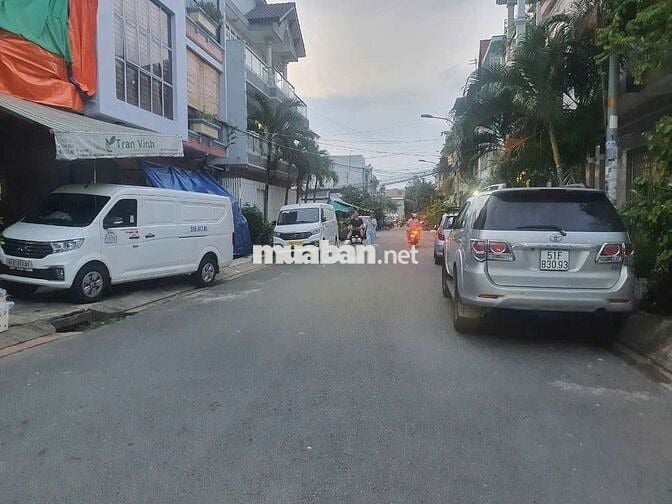 Cho thuê nhà nguyên căn Mặt Tiền đường nội bộ Bùi Minh Trực P5 Q8