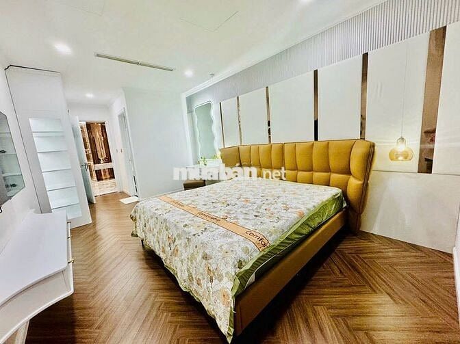 GIỎ HÀNG MỚI CĂN HỘ 1-2-3-4PN VINHOMES GOLDEN RIVER QUẬN 1