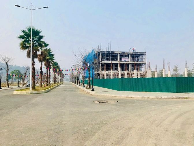 5 Lô Liền kề giáp Xuân Mai Full giá 25 triệu/m2 tại CentreVille