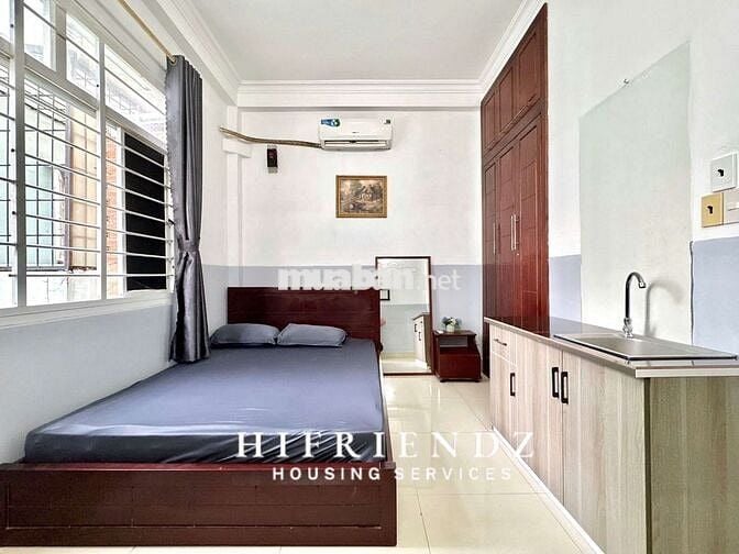 Căn hộ dịch vụ full nội thất giá rẻ bancol cửa sổ trời Gần ĐH Văn Hiến