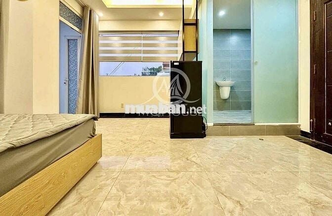 QUẬN 10- MÁY GIẶT RIÊNG BAN CÔNG- UEH, HUFLIT, VẠN HẠNH MALL