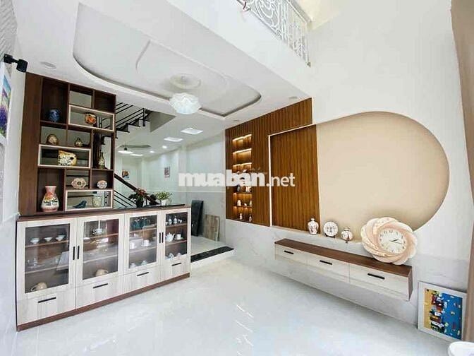 Nhà Siêu Đã - Quận 8 - Ngay Ủu Ban - 42m2 - 4 tầng - ở ngay - hơn 4ty