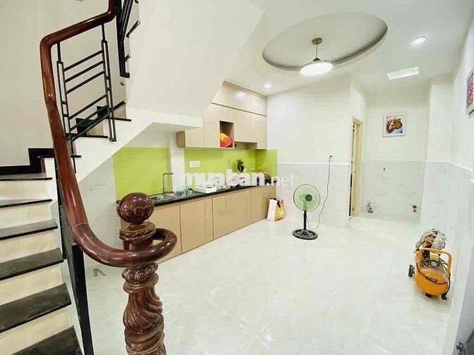 Nhà Siêu Đã - Quận 8 - Ngay Ủu Ban - 42m2 - 4 tầng - ở ngay - hơn 4ty