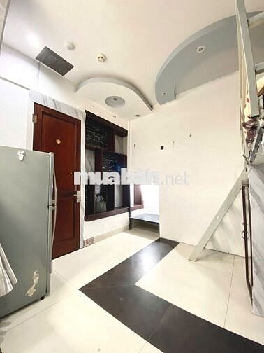 TRỐNG PHÒNG CÁCH PARC MALL Q8 CHƯA TỚI 5P