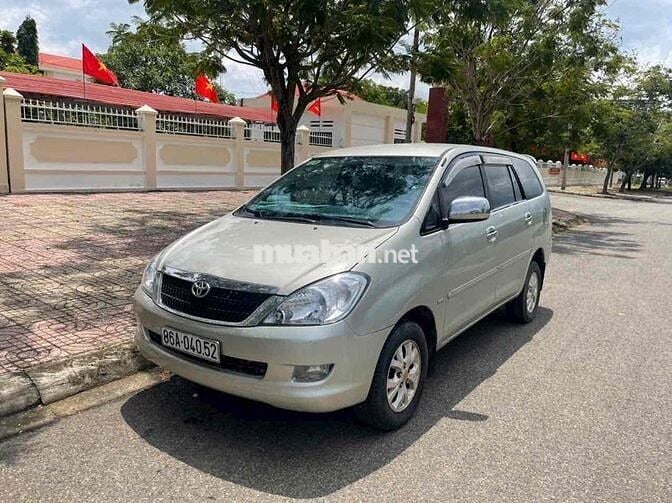 Toyota Innova 2006 G - 146000 km