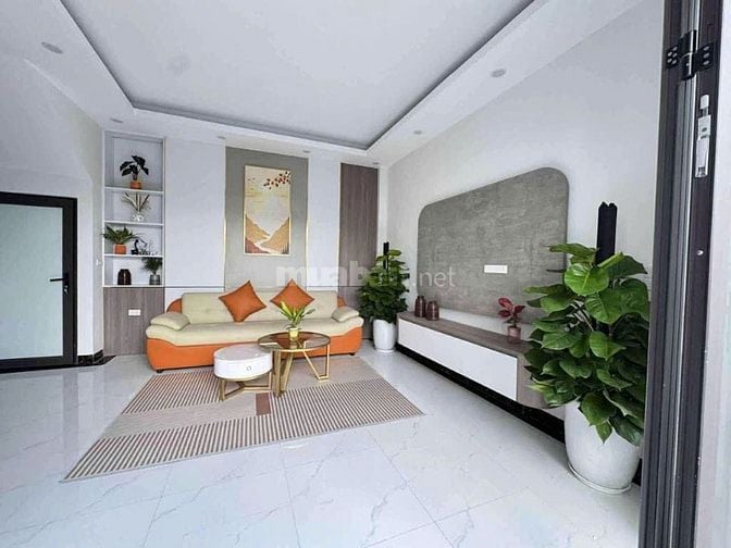  BÁN GẤP NHÀ RIÊNG 5 TẦNG – PHÚC LỢI, LONG BIÊN – GIÁ 5,65 TỶ GẦN Ô TÔ