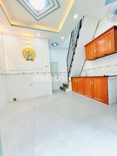 2,88 tỷ Nhà khu vip P2 Q8 Nhà mới ở liền 2pn , 2nvs Sổ hồng