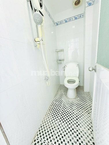 2,88 tỷ Nhà khu vip P2 Q8 Nhà mới ở liền 2pn , 2nvs Sổ hồng