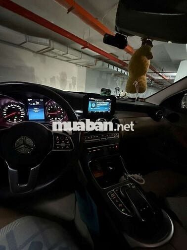 Kẹt tiền bán Mercedes  C Class đã qua sử dụng