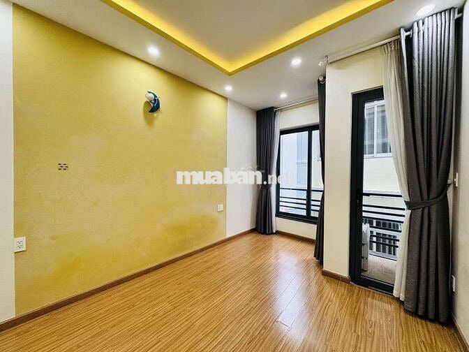 Bán Gấp nhà 6tang đang HĐ 20tr/m cạnh Ng Công Hoan 230m2 nhỉn 7 có TL