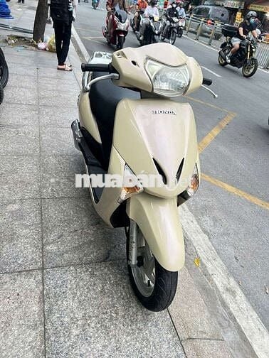 Honda lead FI 2010 mới 90% biển số thành phố