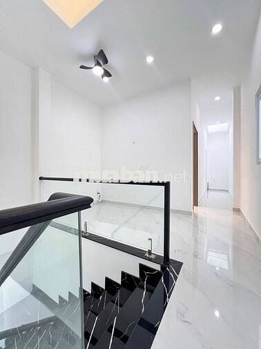 Bán/Cho thuê nhà phố 1 trệt 1 lầu Full NT – HL409, P. Tân Hiệp, HCM