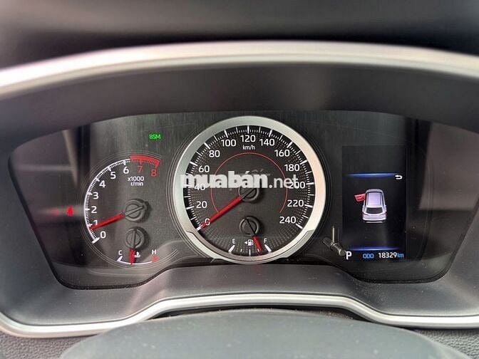 Xe Lướt Corolla Cross 2020 1.8V - 18329km - Giá TL