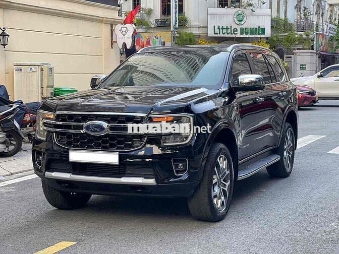 Everest Titanium 2022 Xe Bsns Tại Hãng Forđ