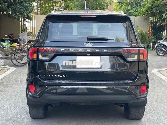Everest Titanium 2022 Xe Bsns Tại Hãng Forđ