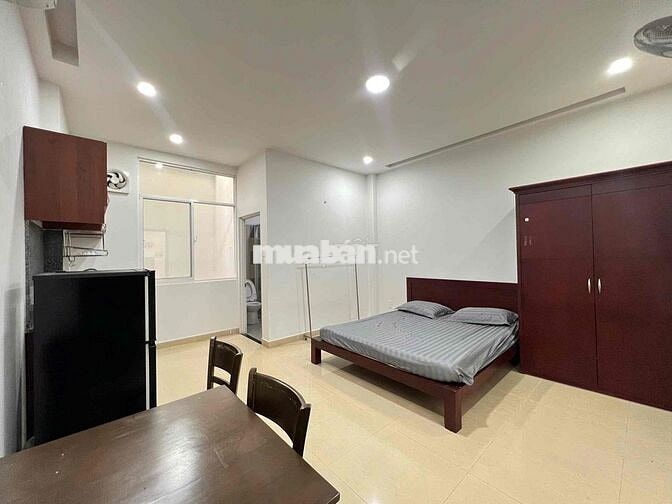 Cho Thuê Căn Hộ Bancol Máy Giặt Riêng 3ng3xe Gần Đại Học Huflit Q10