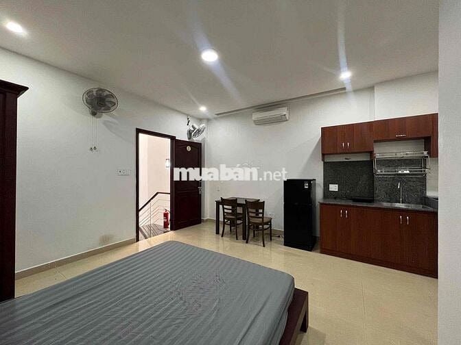 Cho Thuê Căn Hộ Bancol Máy Giặt Riêng 3ng3xe Gần Đại Học Huflit Q10