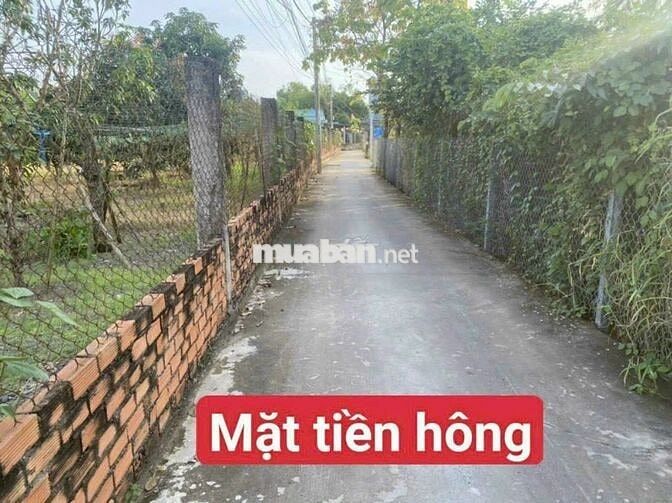 Bán lô đất thổ cư 3 mặt tiền phân lô Hưng Long