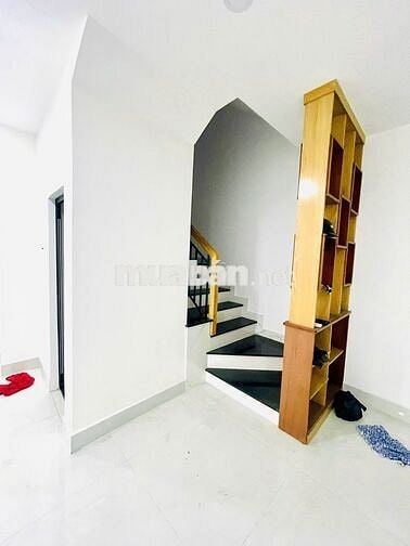 🔥 Nhà 6x8m, trệt 2 lầu ST, Hoàng Hoa Thám, Bình Thạnh 💸 35tr