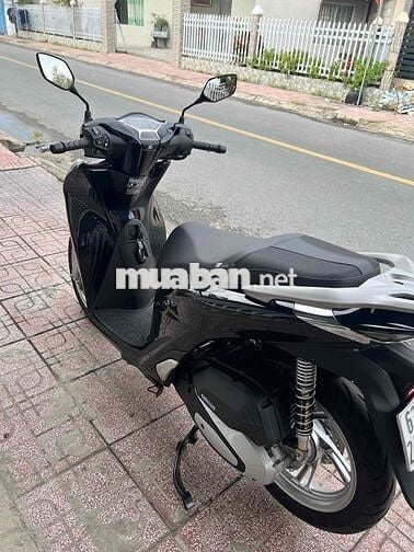 Sh125 date 2025 odo 1.143 km mới mua tháng 4/2025